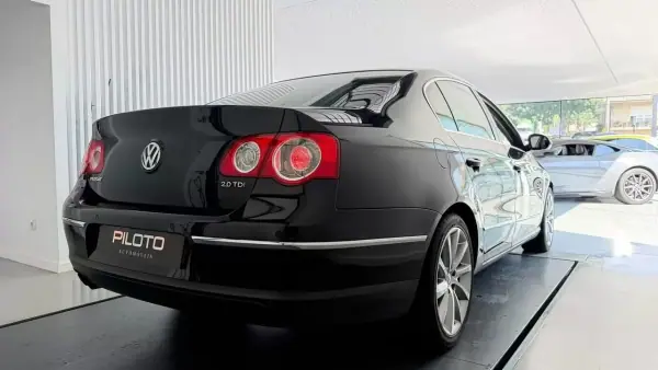 Volkswagen Passat 2007 - 9990 EUR, 158529 km - 158529km - foto 9 de 31