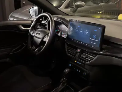 Ford Focus 2024 - 20990 EUR, 51400 km - AUTO.MOTO.pt - 51400km - foto 35 de 36