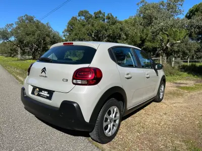 Citroën C3 2018 - 8200 EUR, 107000 km - AUTO.MOTO.pt - 107000km - foto 4 de 11