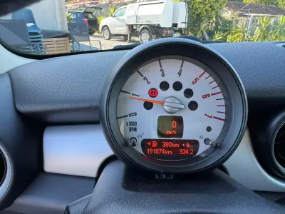 MINI Cooper 2011 - 7450 EUR, 198000 km - 198000km - foto 7 de 10