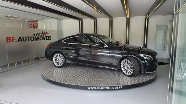 Mercedes-Benz C 220 2017 - 29500 EUR, 196135 km - AUTO.MOTO.pt - 196135km - foto 10 de 59