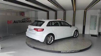 Audi A3 Sportback 2013 - 9750 EUR, 365280 km - foto 4 de 53