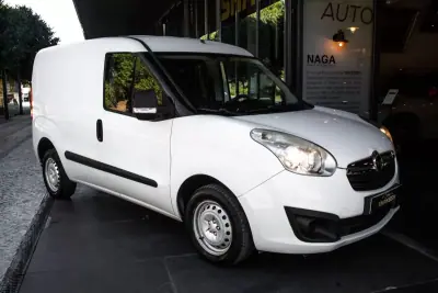 Opel COMBO 2012 - 6800 EUR, 158642 km - 158642km - foto 6 de 23