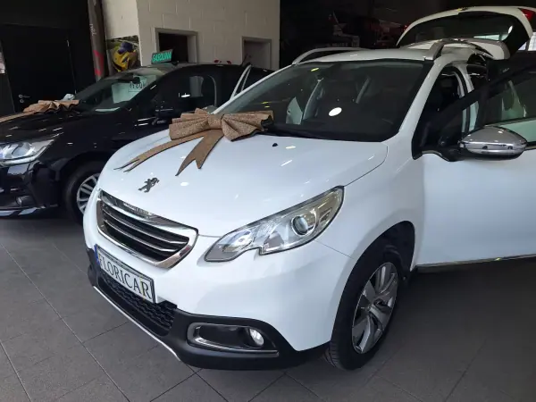 Peugeot 2008 2015 - 8900 EUR, 108000 km - AUTO.MOTO.pt - 108000km - foto 2 de 18