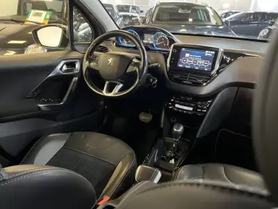 Peugeot 2008 2018 - 11990 EUR, 110000 km - 110000km - foto 10 de 36