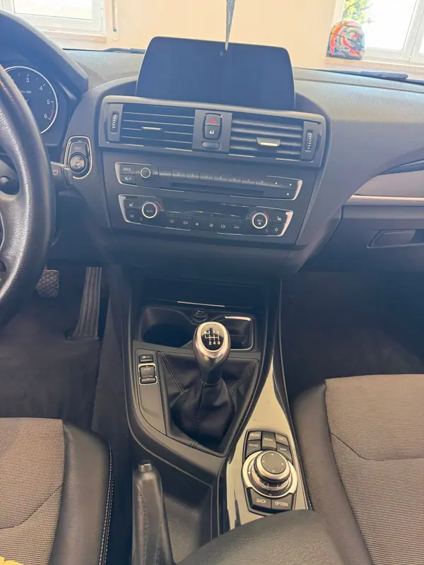 BMW 116 2013 - 9000 EUR, 210000 km - 210000km - foto 13 de 15
