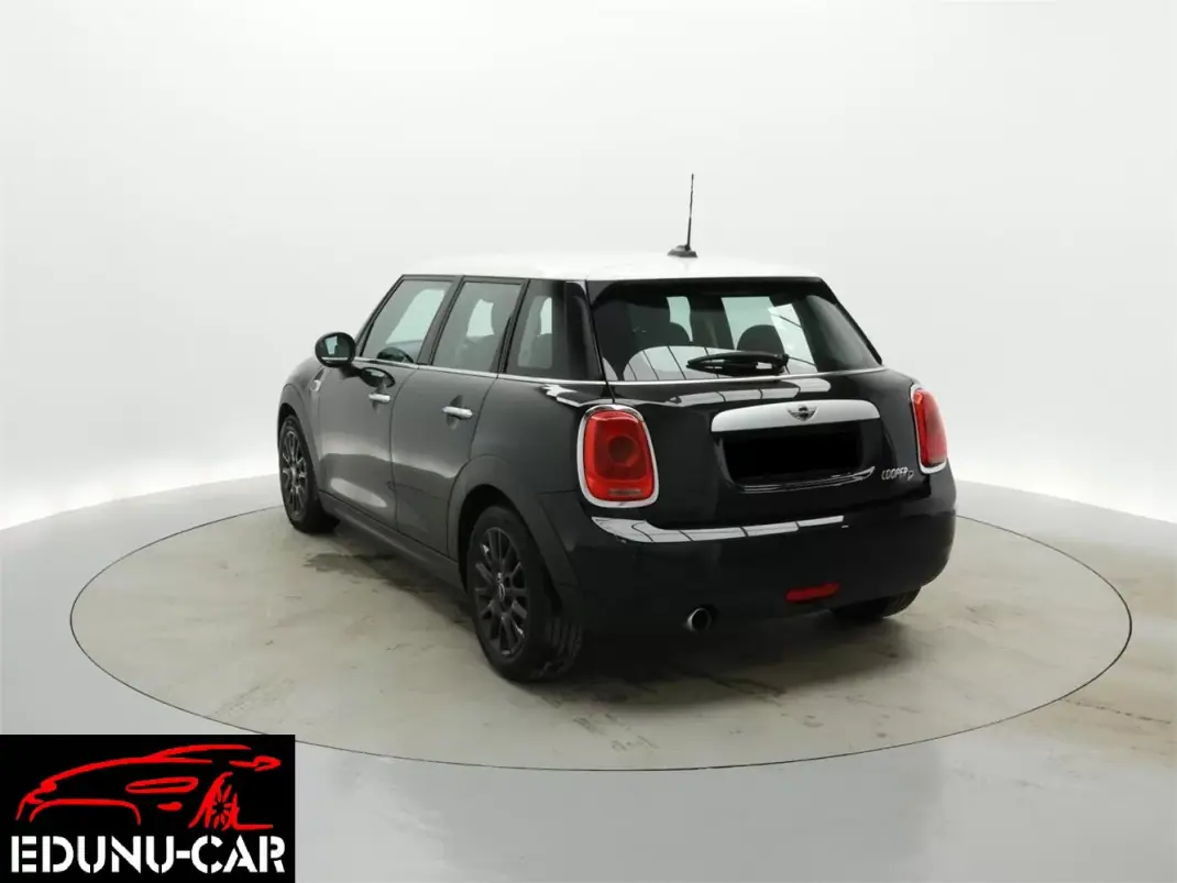 MINI 5 Portas 2015 - 12950 EUR, 229000 km - AUTO.MOTO.pt - 229000km - foto 5 de 15