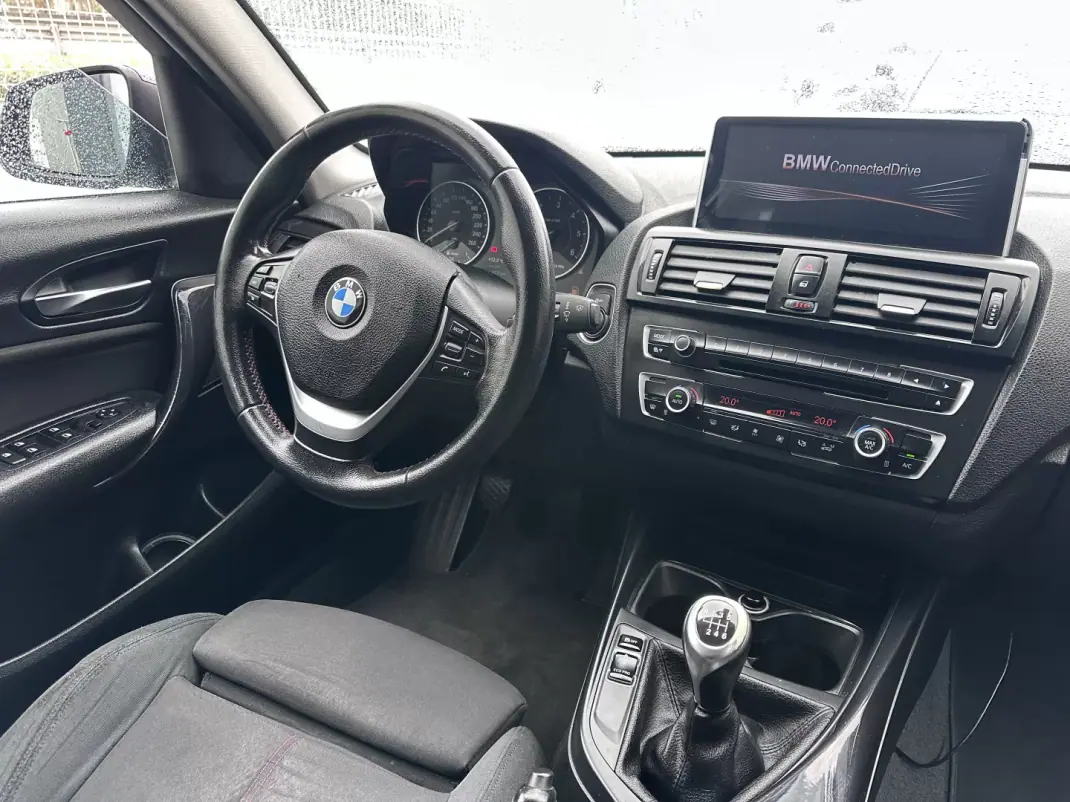 BMW 116 2013 - 10900 EUR, 220000 km - AUTO.MOTO.pt - 220000km - foto 18 de 31