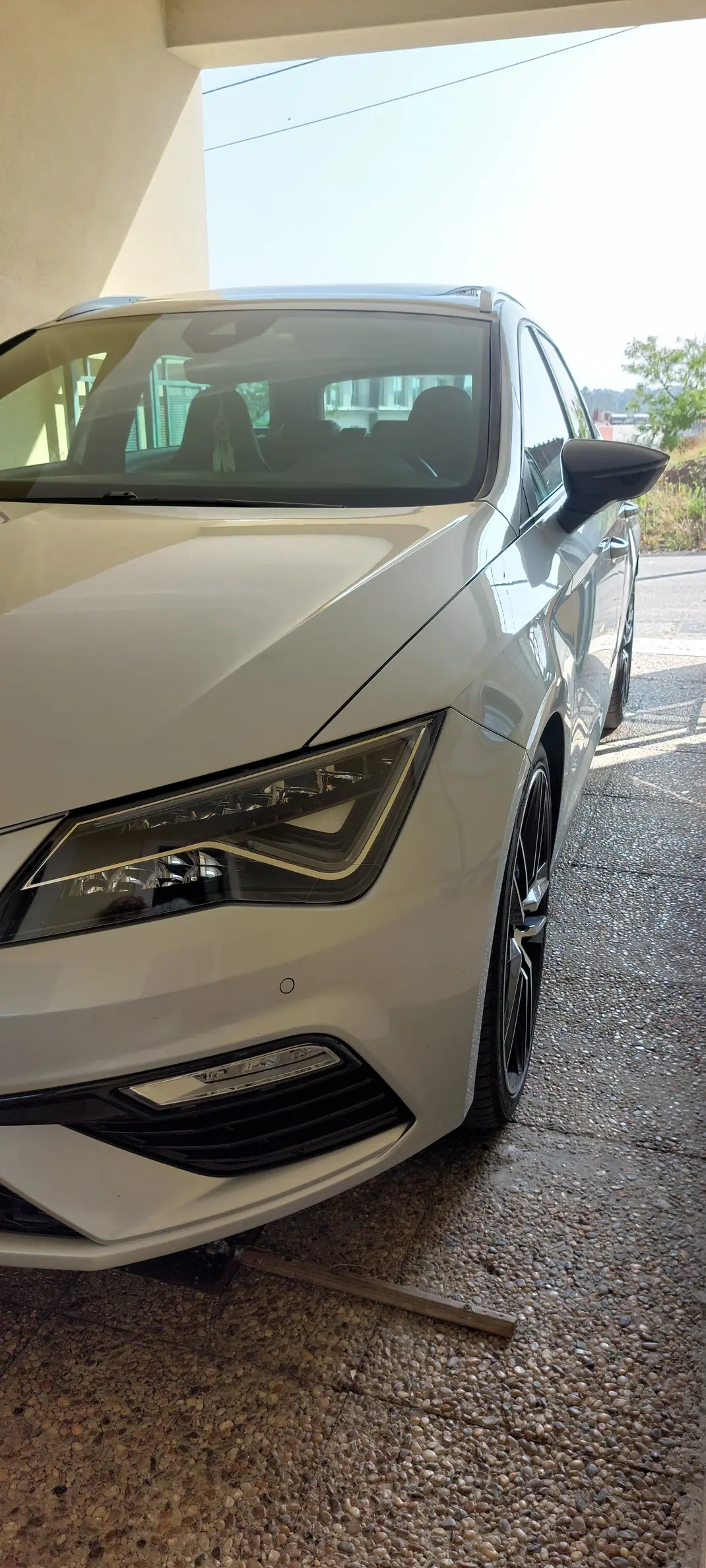 SEAT Leon ST 2017 - 23000 EUR, 198500 km - 198500km - foto 2 de 11