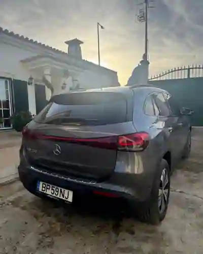 Mercedes-Benz EQA 2023 - 33000 EUR, 51000 km - 51000km - foto 3 de 13
