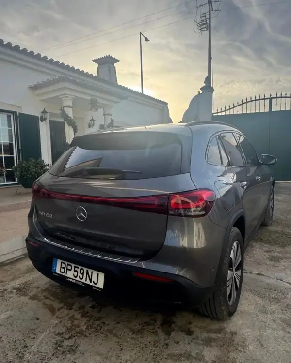 Mercedes-Benz EQA 250 2023 Elétrico