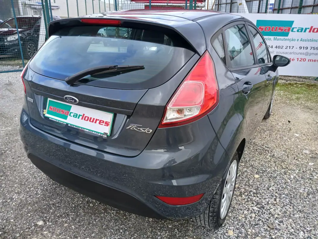 Ford Fiesta 2013 - 8150 EUR, 106782 km - AUTO.MOTO.pt - 106782km - foto 10 de 26