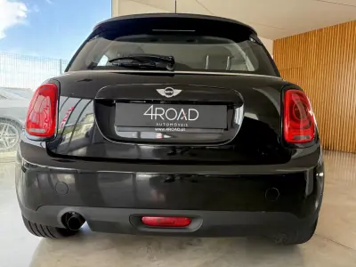 MINI One 2016 - 12999 EUR, 132000 km - AUTO.MOTO.pt - 132000km - foto 21 de 91