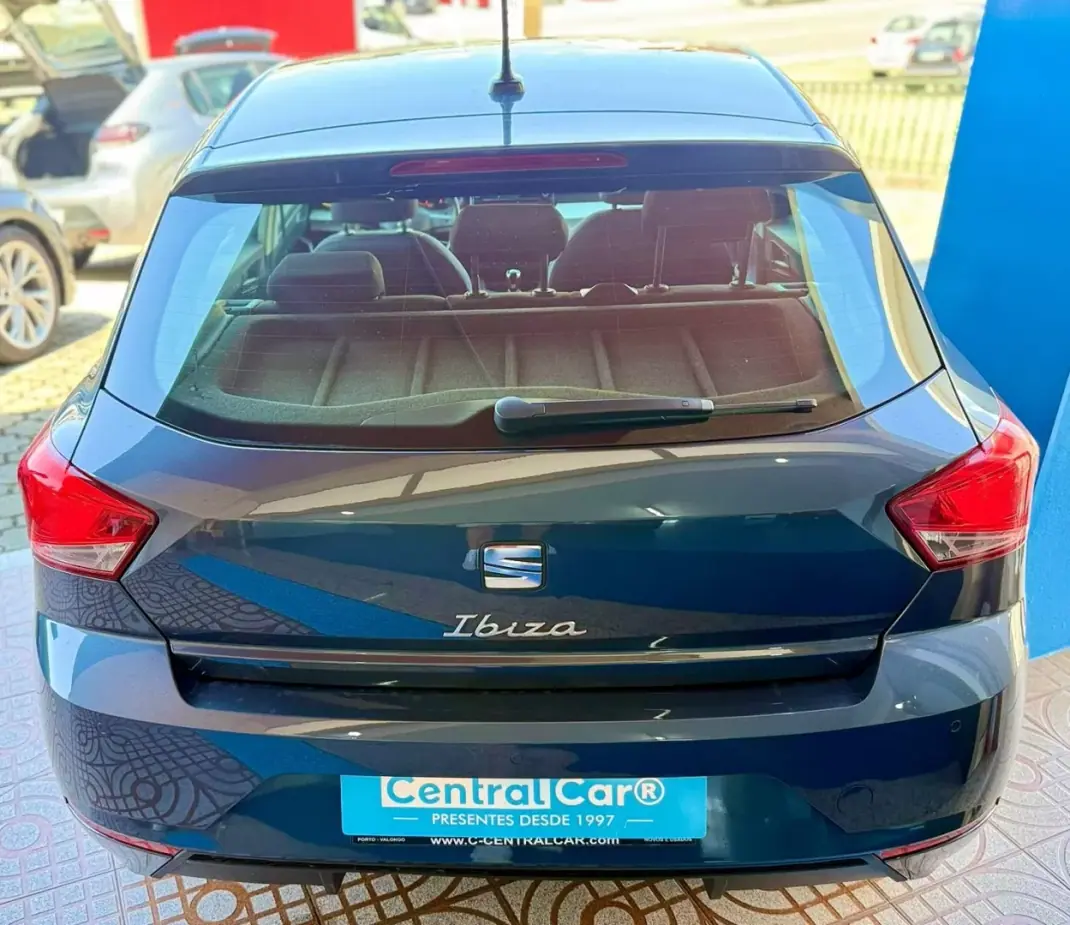 SEAT Ibiza 2023 - 13950 EUR, 74000 km - 74000km - foto 9 de 25
