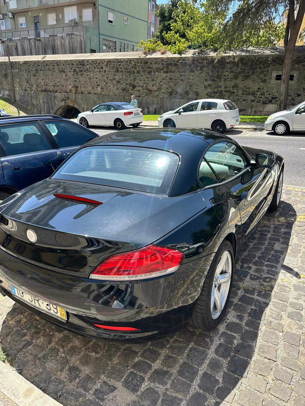 BMW Z4 2010 - 19500 EUR, 69000 km - AUTO.MOTO.pt - 69000km - foto 1 de 10