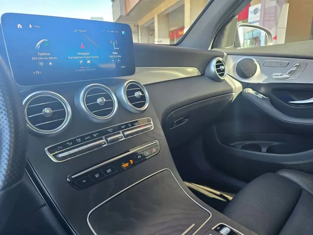 Mercedes-Benz GLC 300 2021 - 45980 EUR, 138000 km - AUTO.MOTO.pt - 138000km - foto 49 de 60