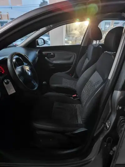 SEAT Ibiza 2007 - 3950 EUR, 300900 km - AUTO.MOTO.pt - 300900km - foto 13 de 30