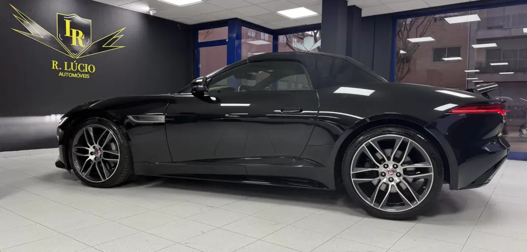 Jaguar F-Type 2021 - 60000 EUR, 42001 km - AUTO.MOTO.pt - 42001km - foto 47 de 56