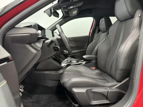 Peugeot 2008 2020 - 16990 EUR, 72000 km - AUTO.MOTO.pt - 72000km - foto 18 de 20