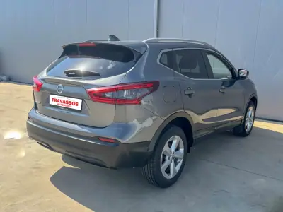 Nissan Qashqai 2017 - 13900 EUR, 255733 km - foto 4 de 15