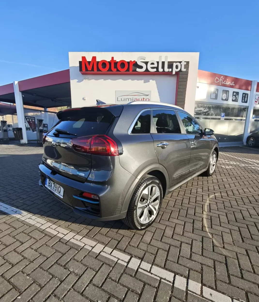 Kia e-Niro 2021 - 24400 EUR, 81000 km - AUTO.MOTO.pt - 81000km - foto 3 de 13