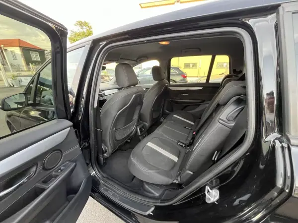 BMW 218 Gran Tourer 2016 - 15950 EUR, 200000 km - AUTO.MOTO.pt - 200000km - foto 36 de 51