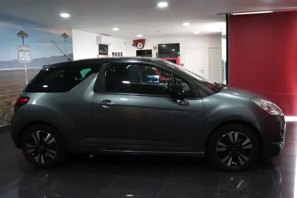Citroën DS3 2010 - 8500 EUR, 202000 km - AUTO.MOTO.pt - 202000km - foto 2 de 16