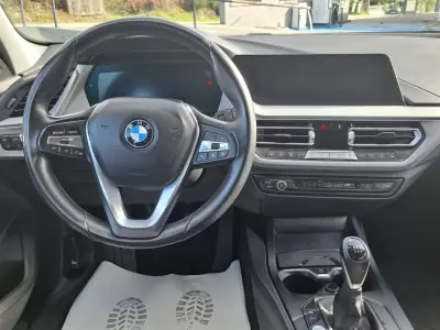 BMW 116 2021 - 21250 EUR, 97305 km - AUTO.MOTO.pt - 97305km - foto 12 de 52