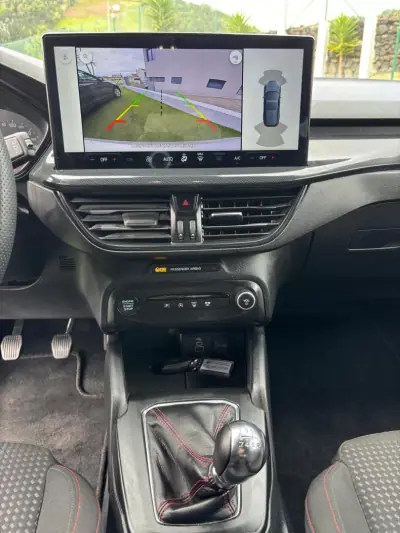 Ford Focus 2024 - 23490 EUR, 35103 km - AUTO.MOTO.pt - 35103km - foto 11 de 14