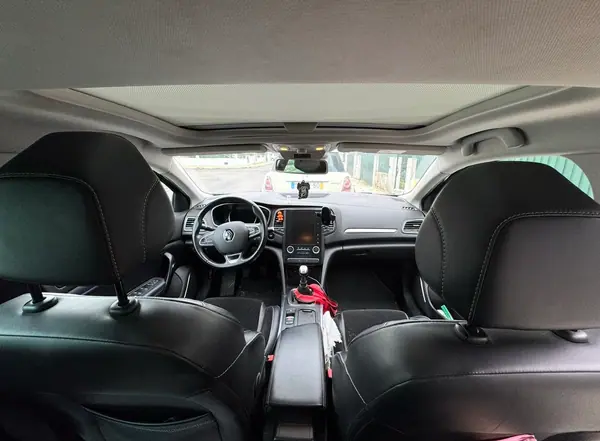 Renault Mégane Coupe 2018 - 9000 EUR, 240000 km - 240000km - foto 5 de 6