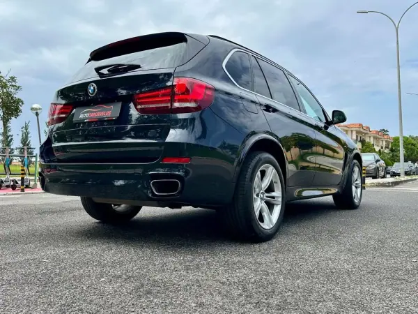 BMW X5 2017 - 28900 EUR, 175000 km - 175000km - foto 14 de 55
