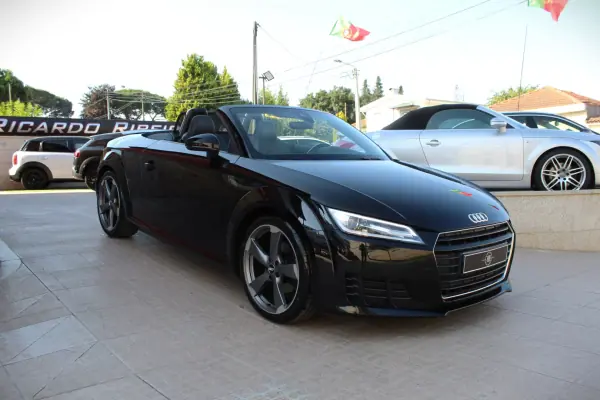 Audi TT Roadster 2015 - 23990 EUR, 151000 km - AUTO.MOTO.pt - 151000km - foto 4 de 36