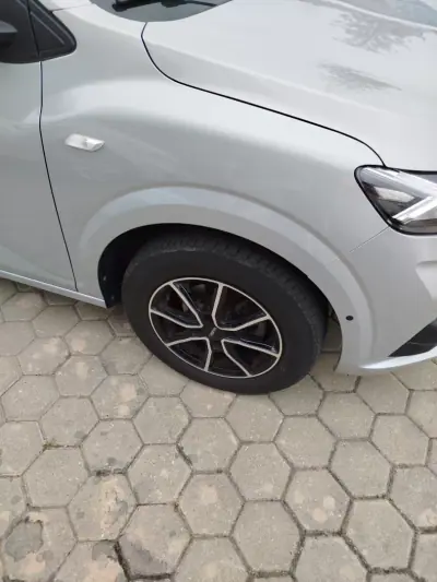 Dacia Sandero 2023 - 16900 EUR, 30924 km - AUTO.MOTO.pt - 30924km - foto 5 de 16