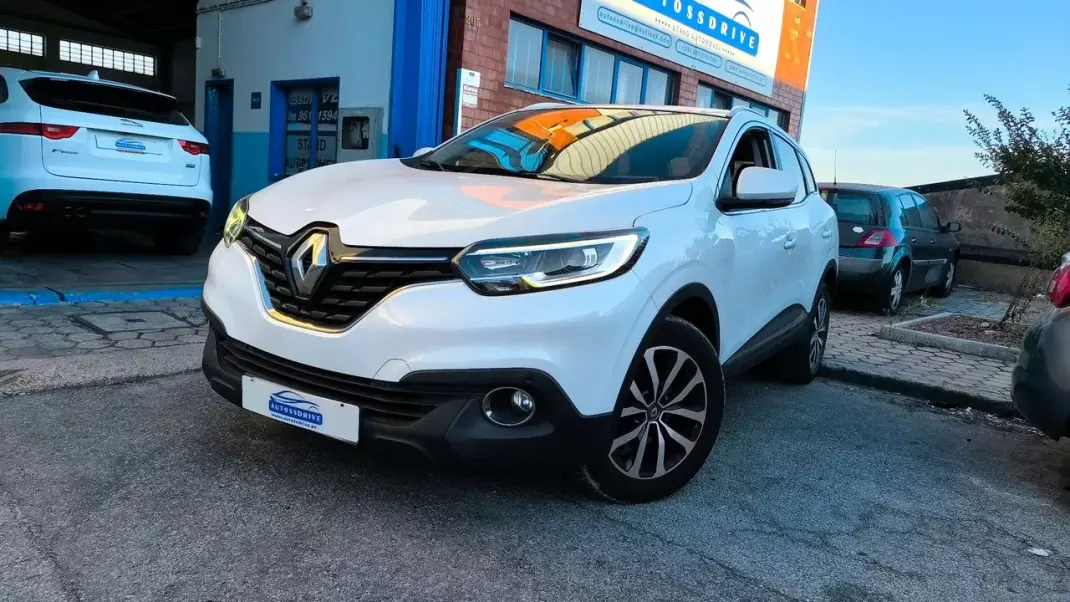 Renault Kadjar 2017 - 12500 EUR, 93000 km - 93000km - foto 13 de 15