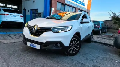 Renault Kadjar 2017 - 12500 EUR, 93000 km - 93000km - foto 13 de 15