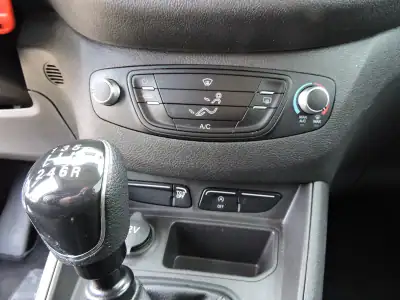 Ford 1.5 TDCi Trend 2022 - 15000 EUR, 51000 km - AUTO.MOTO.pt - 51000km - foto 11 de 11