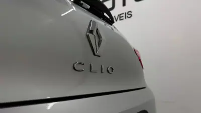 Renault Clio 2022 - 14900 EUR, 136243 km - AUTO.MOTO.pt - 136243km - foto 13 de 30