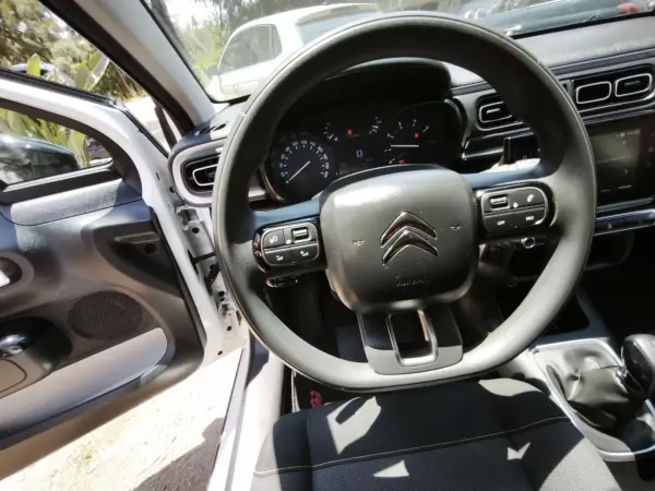Citroën C3 2022 - 14500 EUR, 62865 km - AUTO.MOTO.pt - 62865km - foto 6 de 12