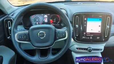 Volvo XC 40 2022 - 31950 EUR, 52139 km - AUTO.MOTO.pt - 52139km - foto 12 de 47