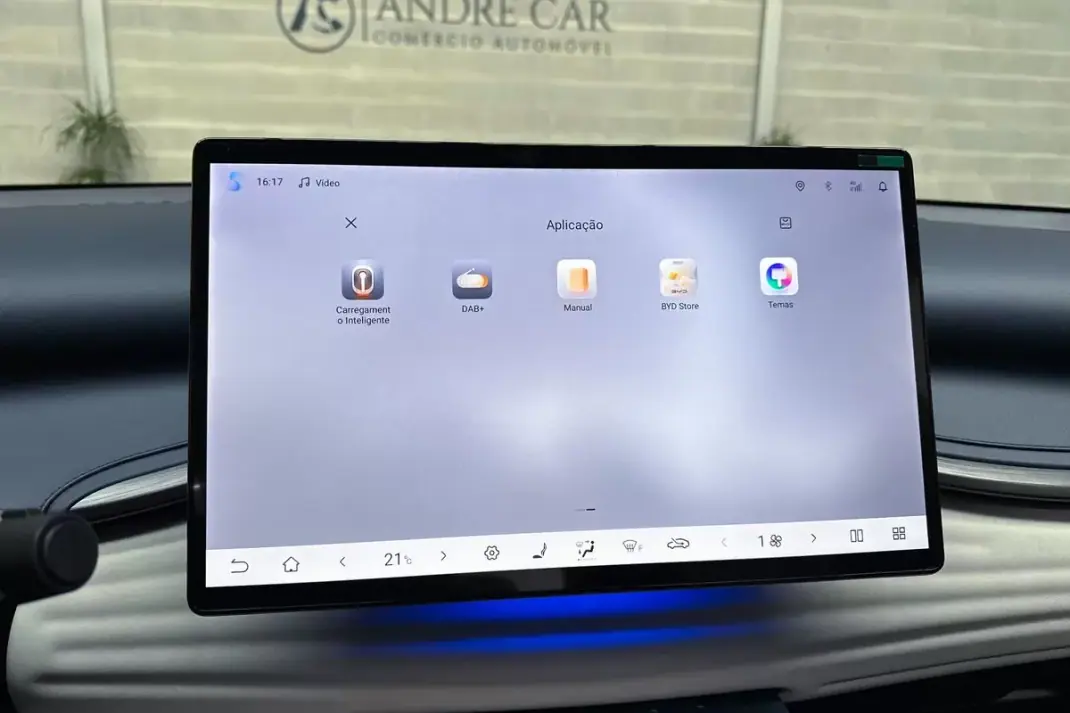 BYD Atto 3 2023 - 27950 EUR, 7718 km - AUTO.MOTO.pt - 7718km - foto 19 de 60