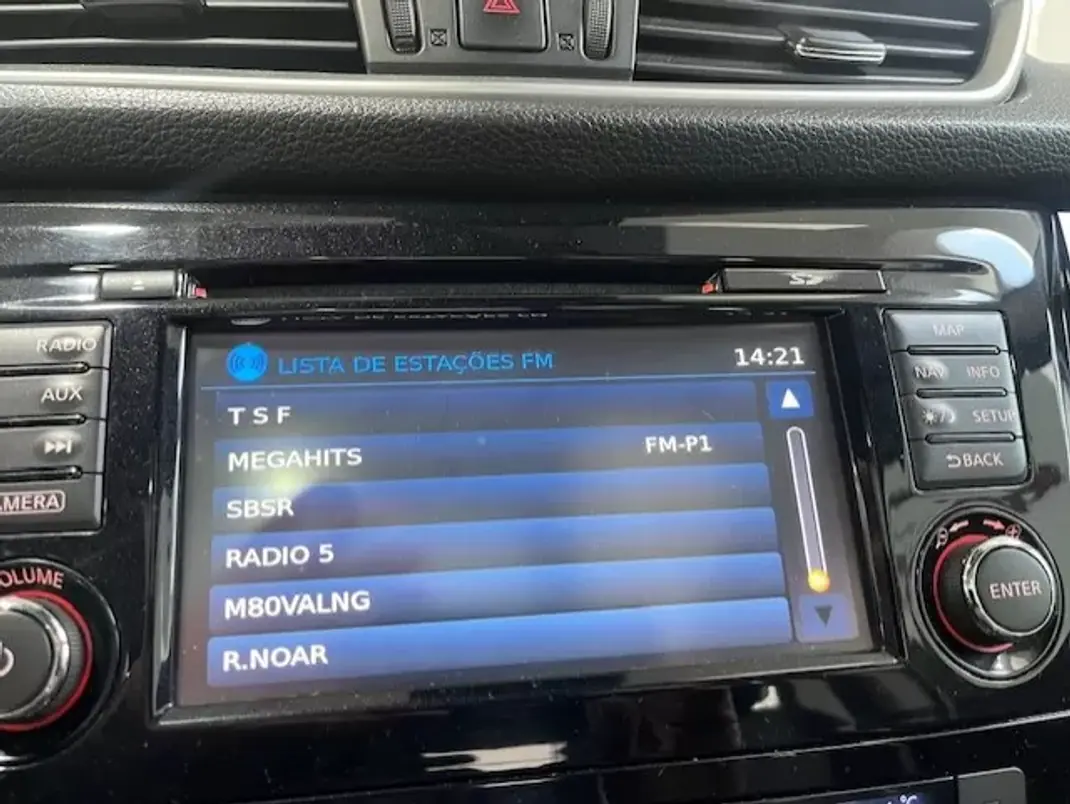 Nissan Qashqai 2014 - 12499 EUR, 176021 km - AUTO.MOTO.pt - 176021km - foto 18 de 28