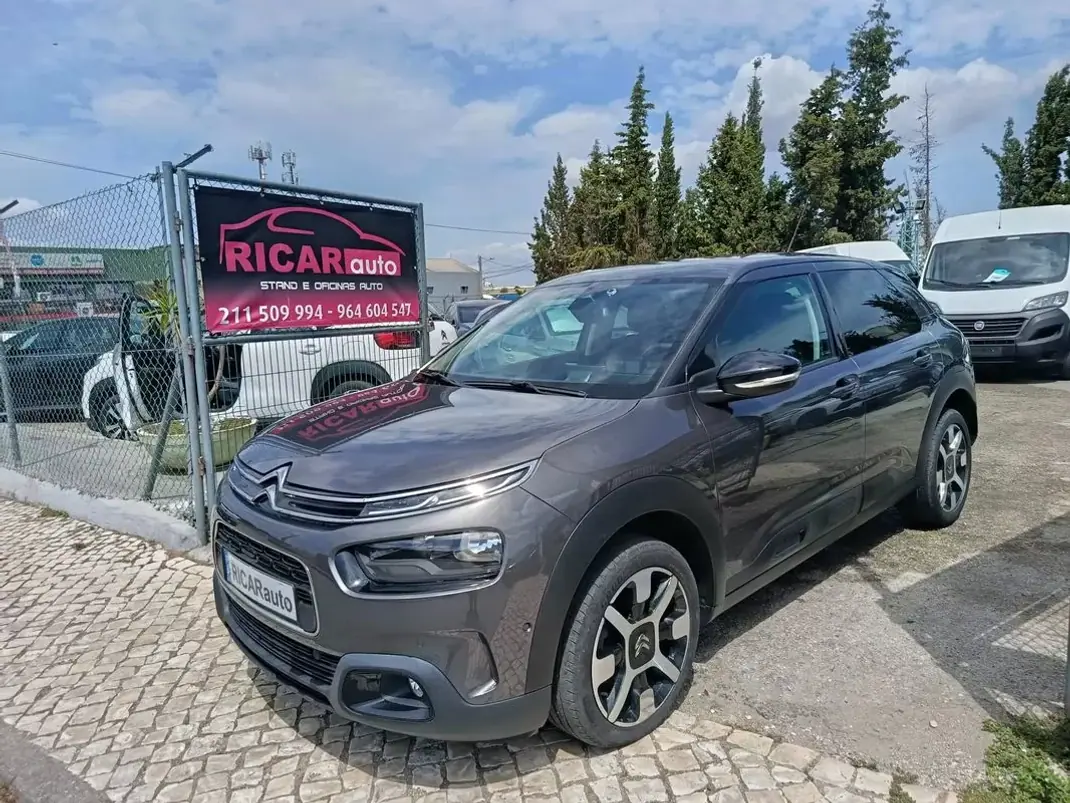 Citroën C4 Cactus 2020 - 14000 EUR, 56660 km - 56660km - foto 20 de 23