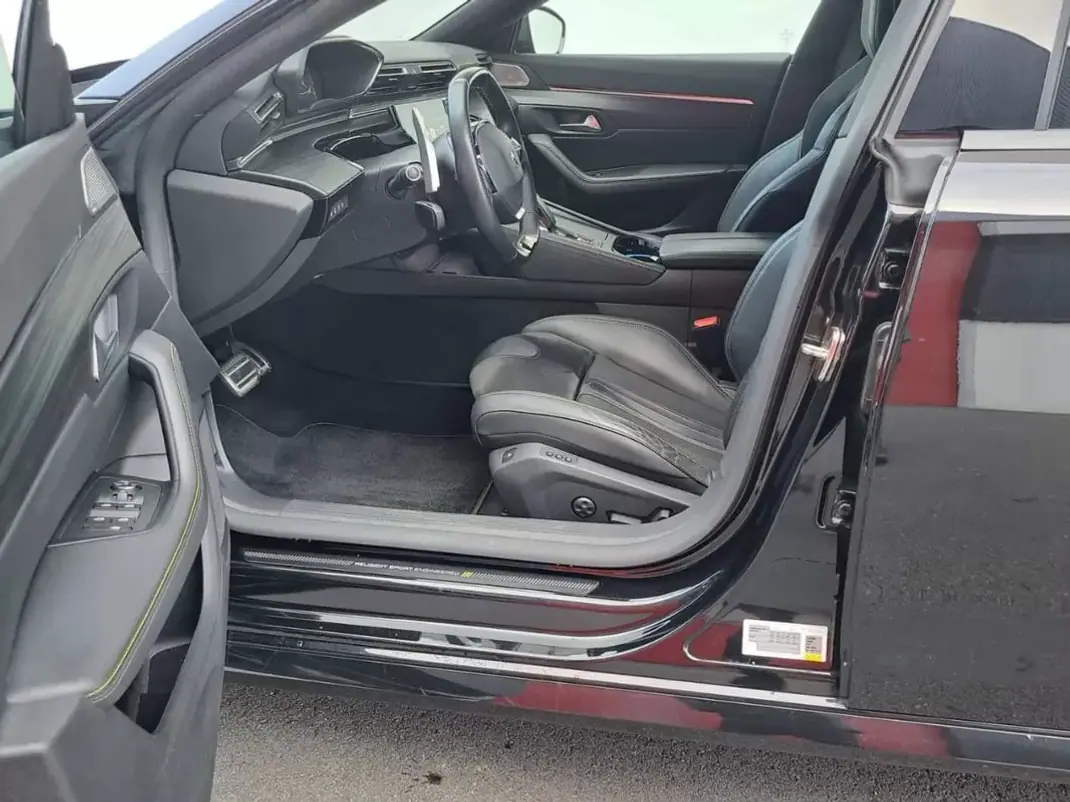 Peugeot 508 SW 2022 - 39000 EUR, 62000 km - AUTO.MOTO.pt - 62000km - foto 10 de 39