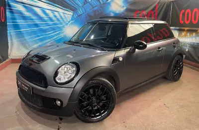 MINI Cooper S 2008 - 8999 EUR, 158000 km - AUTO.MOTO.pt - 158000km - foto 19 de 48