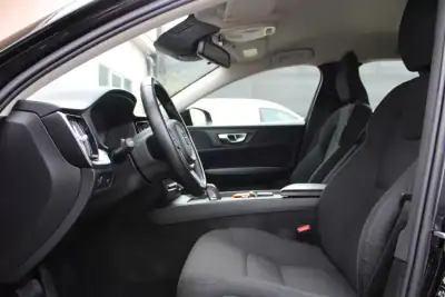 Volvo V60 2021 - 24990 EUR, 154000 km - AUTO.MOTO.pt - 154000km - foto 16 de 30