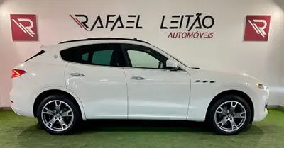 Maserati Levante 2016 - 44500 EUR, 232000 km - AUTO.MOTO.pt - 232000km - foto 7 de 55