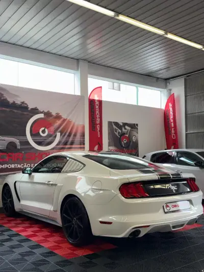 Ford Mustang 2016 - 34900 EUR, 110000 km - foto 4 de 11