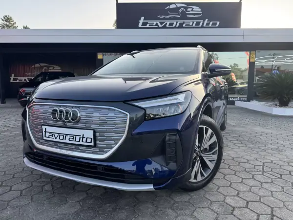 Audi Q4 e-tron 40 82 kWH 2021 Elétrico — 79 000 km Audi Q4 e-tron 40 82 kWH 2021 Elétrico