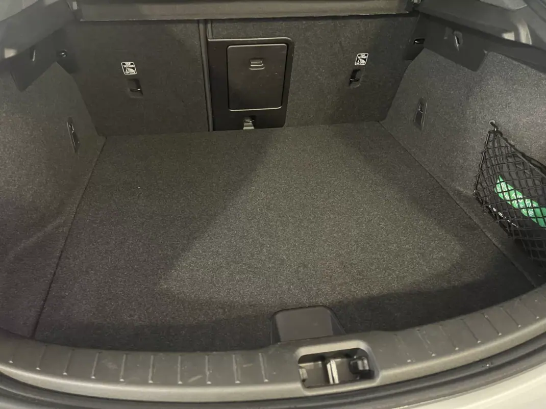 Polestar 2 2023 - 31750 EUR, 32000 km - AUTO.MOTO.pt - 32000km - foto 33 de 34