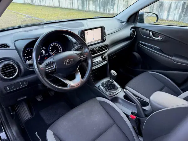 Hyundai Kauai 2019 - 15750 EUR, 106000 km - AUTO.MOTO.pt - 106000km - foto 4 de 22
